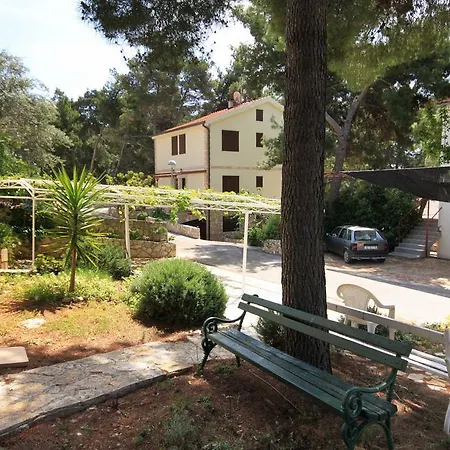 Apartment Ivan Dolac 8711b *