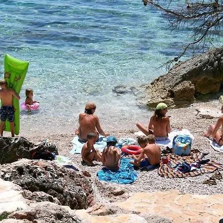 Ivan Dolac 8711b * Jelsa (Hvar)